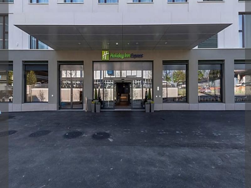 Express - Luzern - By Ihg